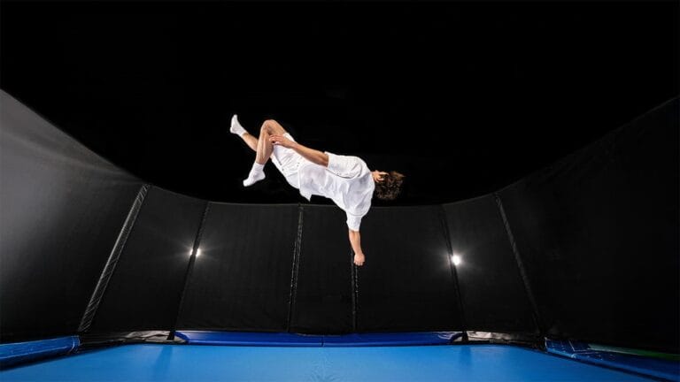 Waarom de Akrobat XCITYX trampoline een game-changer is 9 Akrobat XCITYX web hero 2