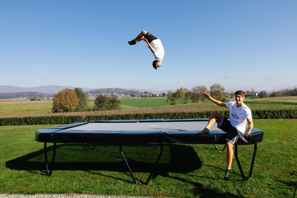 akrobat primus challenger 17x10 plus 7